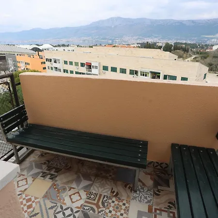 Апартаменты Sunsetview With Balcony Сплит