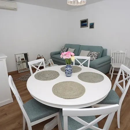 Апартаменты Sunsetview With Balcony *