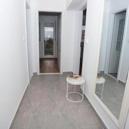 Апартаменты Sunsetview With Balcony Сплит