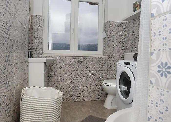 Sunsetview With Balcony * سبليت